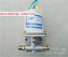 客车配件中的关键角色 门锁锁具的重要性与市场解析